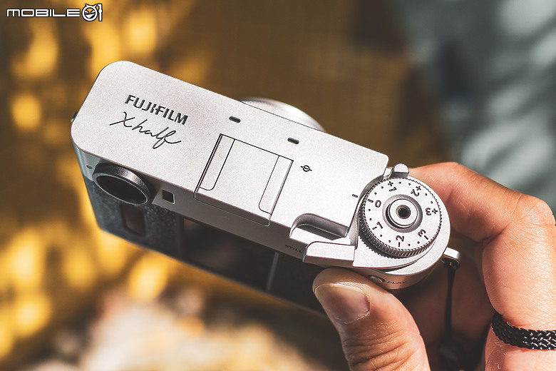Fujifilm X half 評測報告｜捨我其誰、儀式感爆棚的數位半格機！