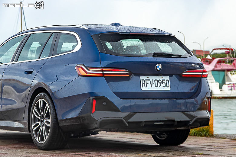 BMW 520i Touring M Sport 試駕｜入門動力也可擁有優雅身型及更佳機能！