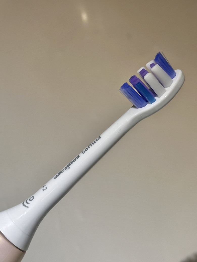 牙齦敏感者親測!飛利浦抗敏電動牙刷HX3892