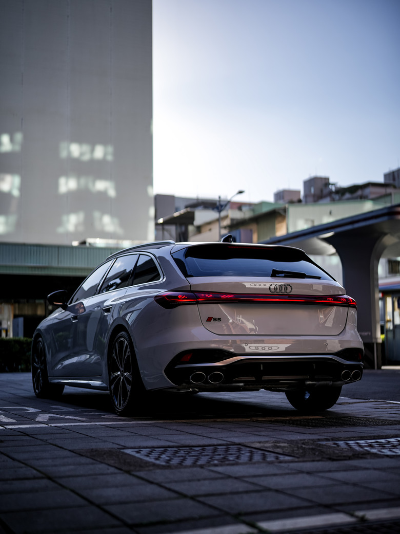 交車照片分享|Audi S5 Avant|金屬冰川白 Glacier White 首交