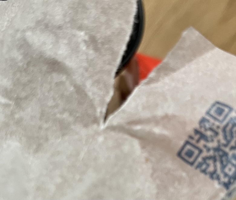 麥當勞現在是都不給紙盒了嗎??