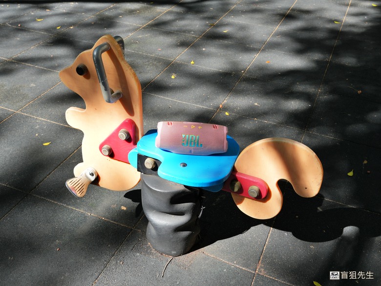 【盲狙先生傳95】JBL CHARGE 6 | 睽違四年發燒級可攜式藍牙喇叭再登場,多種功能翻新驚喜加倍!