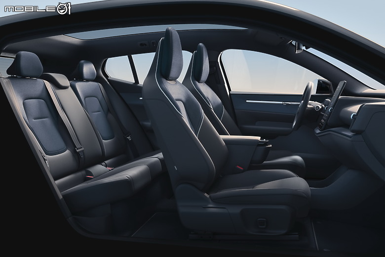 【國內新訊】Volvo EX30 單馬達車型報到， Core / Plus 兩車型 139.9 / 159.99 萬元上市！