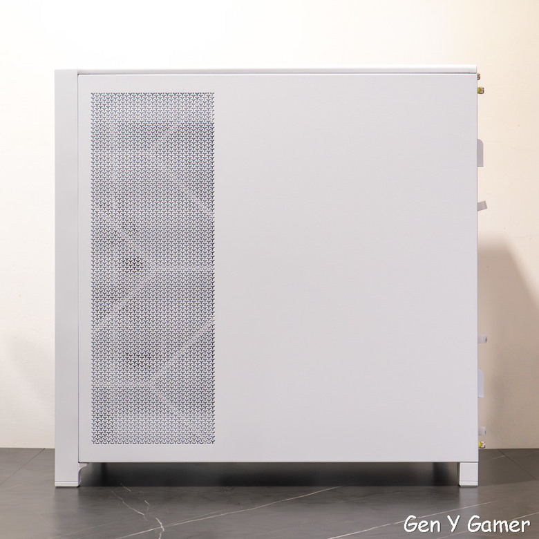 點我看大圖 模組化尬洞洞板!CORSAIR FRAME 5000D RS ARGB