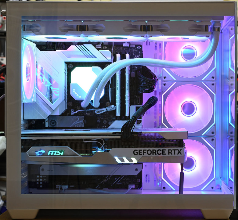 點我看大圖 DEEPCOOL CG530 4F WH機殼開箱