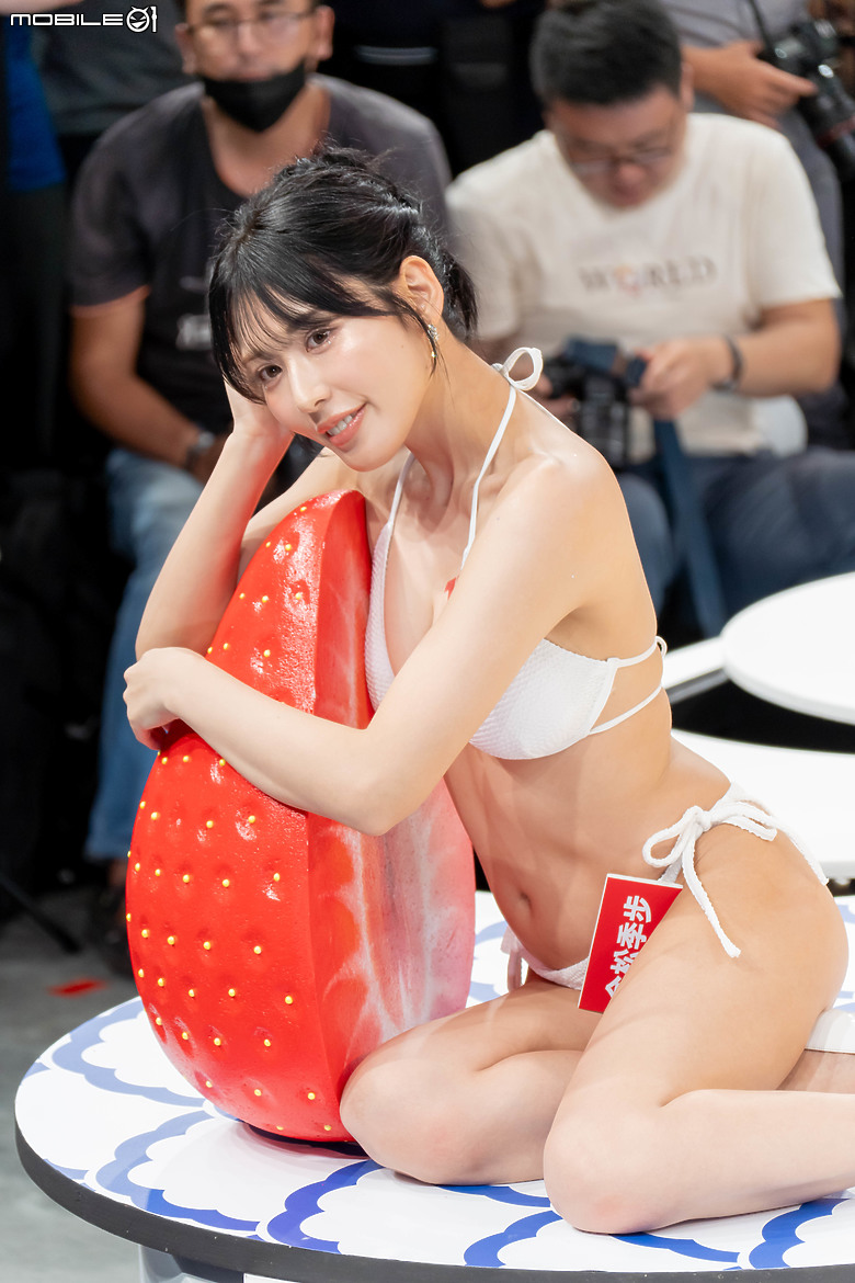 點我看大圖 2025 TRE 台北國際成人展直擊|近百位人氣 AV 女神同台爭艷,盛況火辣福利全開!