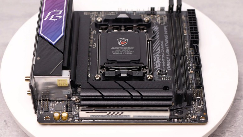 組一台已經準備好鬼轉 GTA 6 遊戲主機的偽 ITX 家用伺服器！
