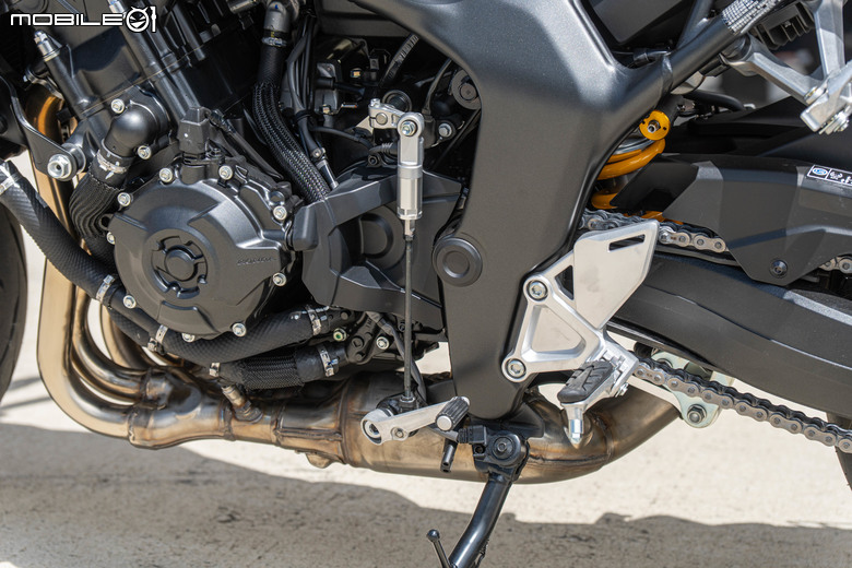 Honda CB1000 Hornet SP賽道試駕｜黑金配色低調奢華，Öhlins懸吊加持