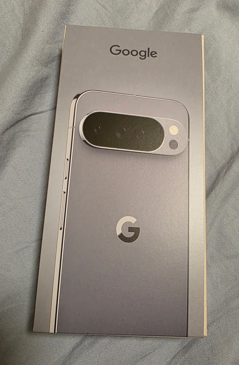 Pixel 10 Pro XL 月岩灰開箱