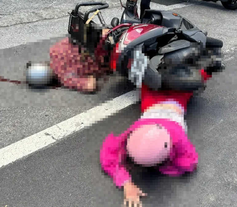 新北 🚌公車擦撞74歲騎士🛵險直接爆頭💀💀！ 有圖(西瓜汁)🍉🍉