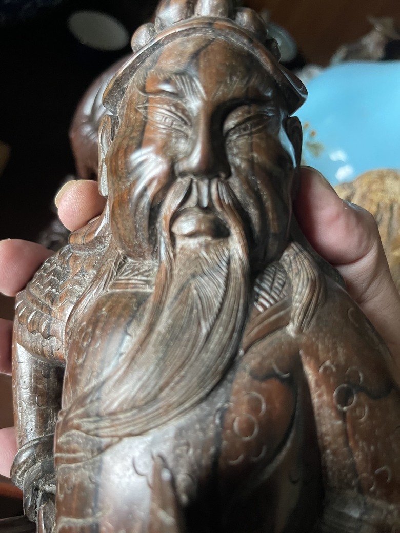 請問這是紫檀嗎？還是其他木頭？