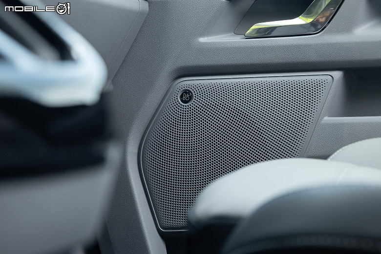 Ford Tourneo Custom 福特旅行家長途試駕｜化身包車司機，來場一日南投小旅行！