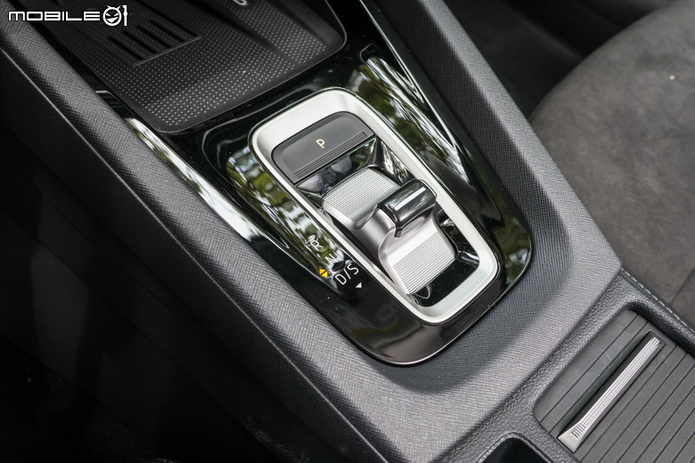 Skoda Octavia Combi 2.0 TSI 4x4 試駕｜低調卻實力無窮、戶外玩家更不可錯過！