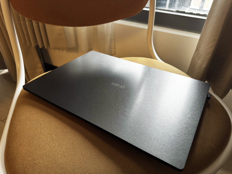 LG gram pro 16 三個月心得:極度愉悅、神機降臨 (U7 258v版)