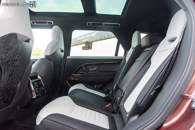Range Rover Sport SV 大鵬灣賽道試駕｜不只上得了林道，現在更下得了賽道！