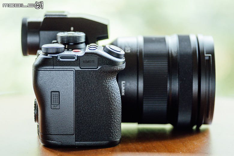 Panasonic Lumix S1M2 / S1M2E 評測報告｜影像核心大躍進、挑戰 70fps 連拍極限！