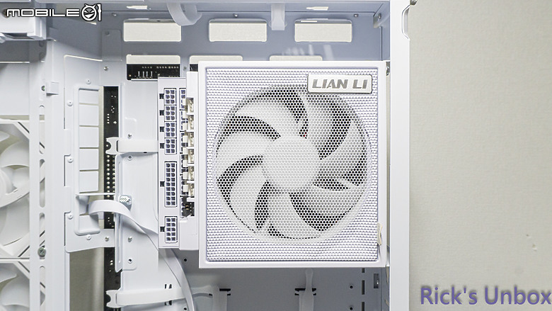 點我看大圖 【開箱】MINI的更全面更有特色 | LIAN LI O11 DYNAMIC MINI V2 WHITE