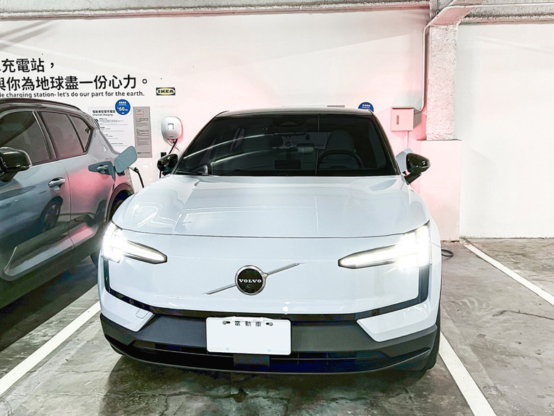 感謝車友讓我入坑,EX30開箱