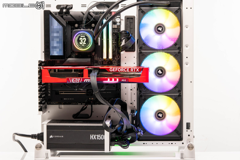 微星 GeForce RTX 5070 Ti 16G MLG Edition 魔龍姬版本顯示卡開箱 以獨特艷紅設計賦予火熱性能