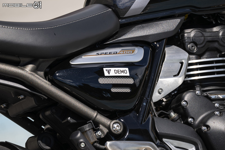 Triumph Speed400 試駕報告 | 動力飽滿、輕巧無壓力的日常坐騎！