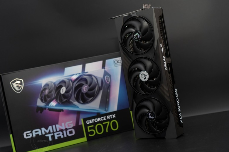 MSI GeForce RTX 5070 12G GAMING TRIO OC 開箱評測 | 霸氣流線龍魂傳承、4K 門檻輕鬆跨過