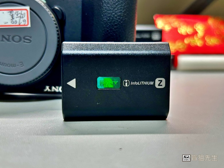 【盲狙先生傳100】SONY a6700M 被小惡魔推坑篇 | SEL18135 KIT鏡+SEL16F2.8，街拍、旅遊一次到位的入門機首選