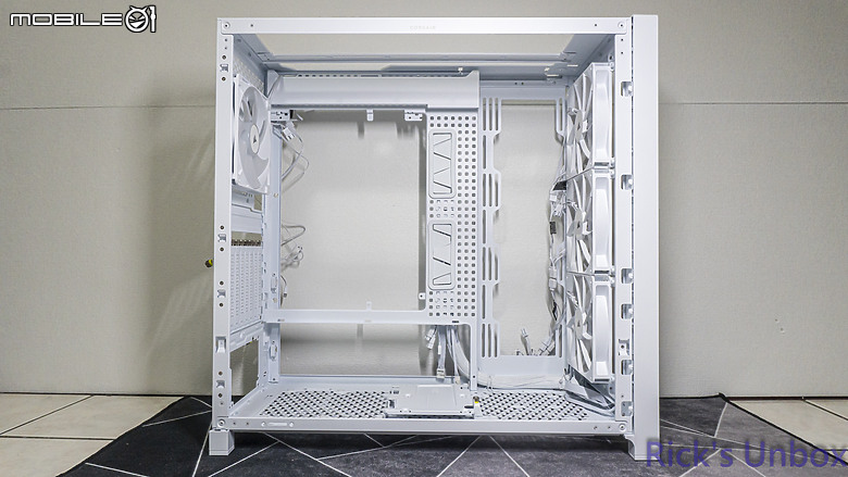 【開箱】高模組化頂級中塔機殼 | CORSAIR FRAME 5000D RS ARGB WHITE
