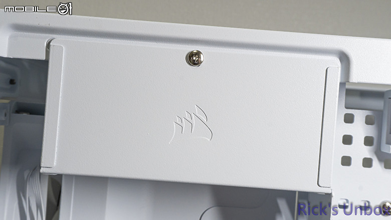 【開箱】高模組化頂級中塔機殼 | CORSAIR FRAME 5000D RS ARGB WHITE