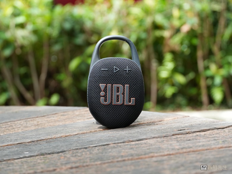 【盲狙先生傳98】JBL CLIP 5 加入好市多專賣! | 可攜式防水藍牙喇叭再進化!機身更堅固、音質更清晰、推力更強、支援App設定!
