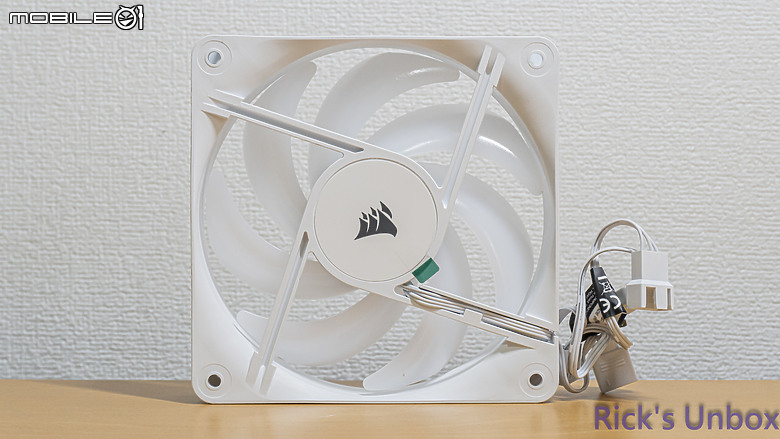 【開箱】海盜船平價短線串接風扇 | CORSAIR RS120-R ARGB PWM WHITE
