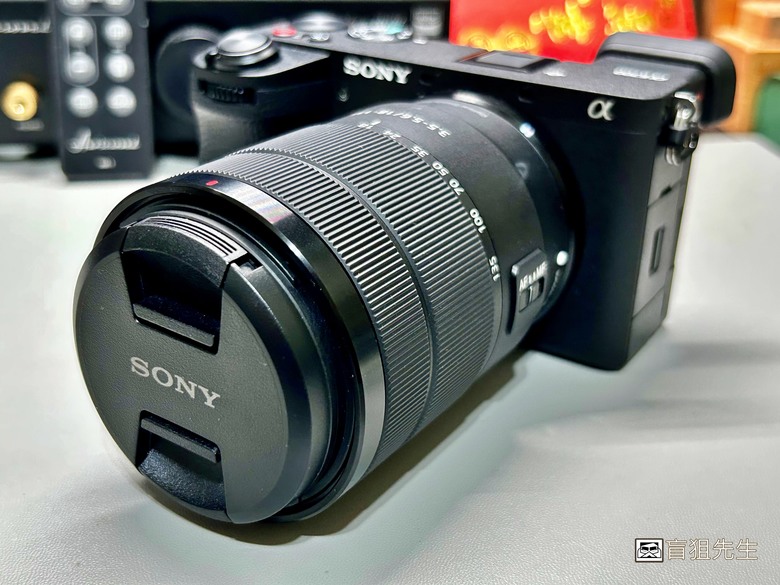 【盲狙先生傳100】SONY a6700M 被小惡魔推坑篇 | SEL18135 KIT鏡+SEL16F2.8,街拍、旅遊一次到位的入門機首選