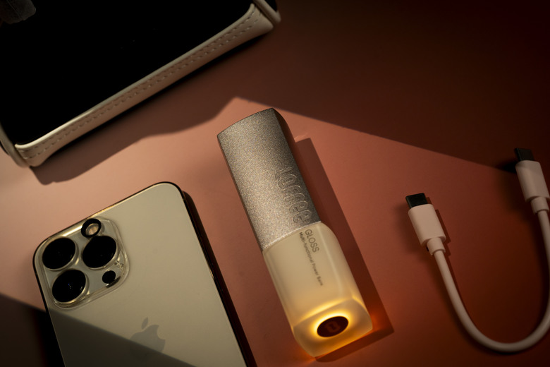 【開箱測試】LOFFEE 釉光多功能行動電源 5000mah 外觀精緻 效能其次