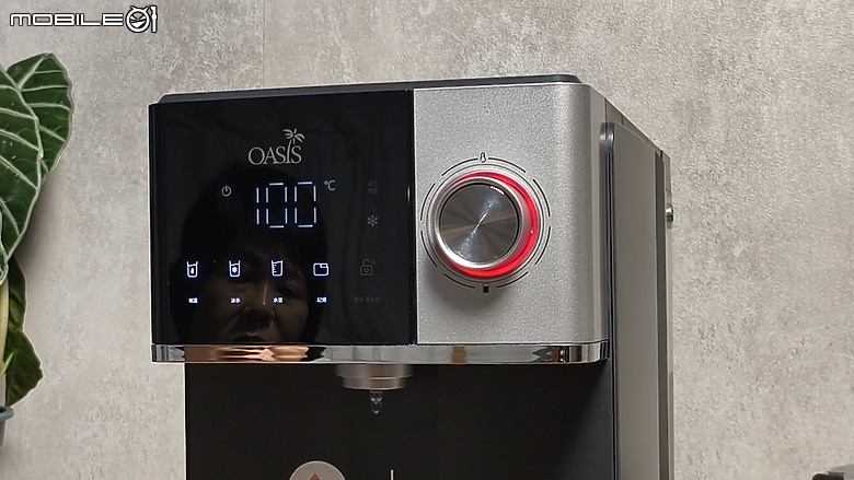 「冰河機」純真冰爽的5℃ 冰水｜OASIS 極沁冰溫瞬熱 RO 濾淨飲水機 (IF-301A)