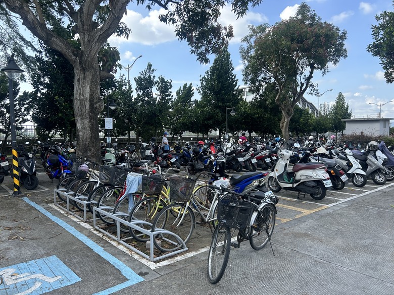 騎遊台灣「最冷清的車站」-石 榴
