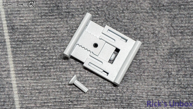 【開箱】高模組化頂級中塔機殼 | CORSAIR FRAME 5000D RS ARGB WHITE