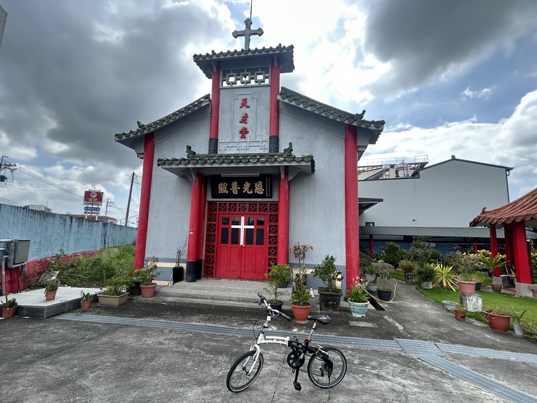 騎遊台灣「最冷清的車站」-石 榴