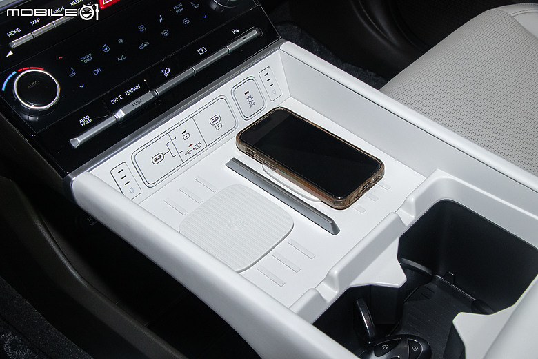 【採訪】Hyundai Santa Fe新增「Calligraphy」旗艦車型,獨享專屬內外標配、售價212.9萬元起!