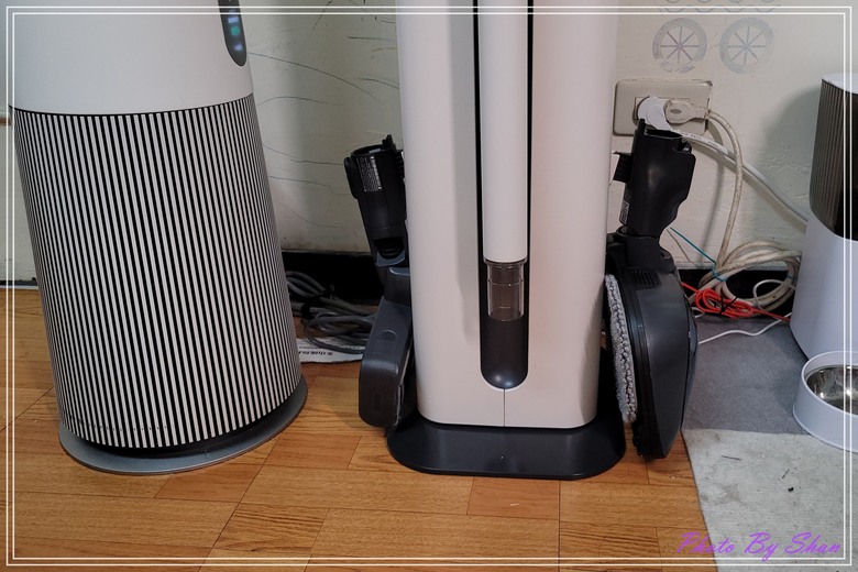 暑假家庭好幫手-LG A9X-Steam 乾濕全能無線吸塵器-All in one一台搞定吸塵、拖地再加自動集塵，真是好神器！！