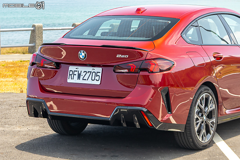 BMW 大改款 220 Gran Coupe 試駕|樂趣不輸掀背鋼砲的小轎跑!