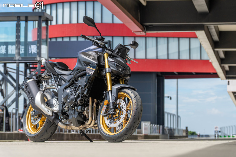 點我看大圖 Honda CB1000 Hornet SP賽道試駕|黑金配色低調奢華,Öhlins懸吊加持