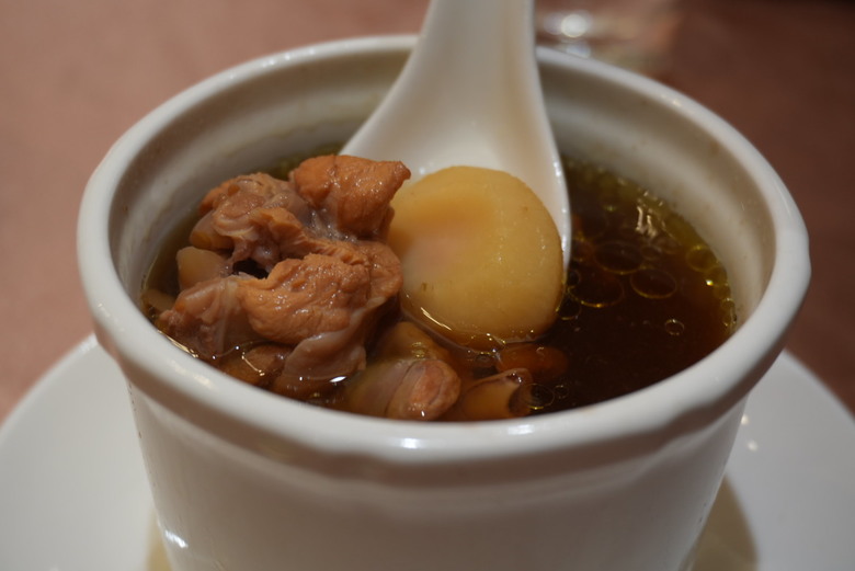 點我看大圖 塔木嶺餐酒會:極品軒的每一道菜都想搭一杯