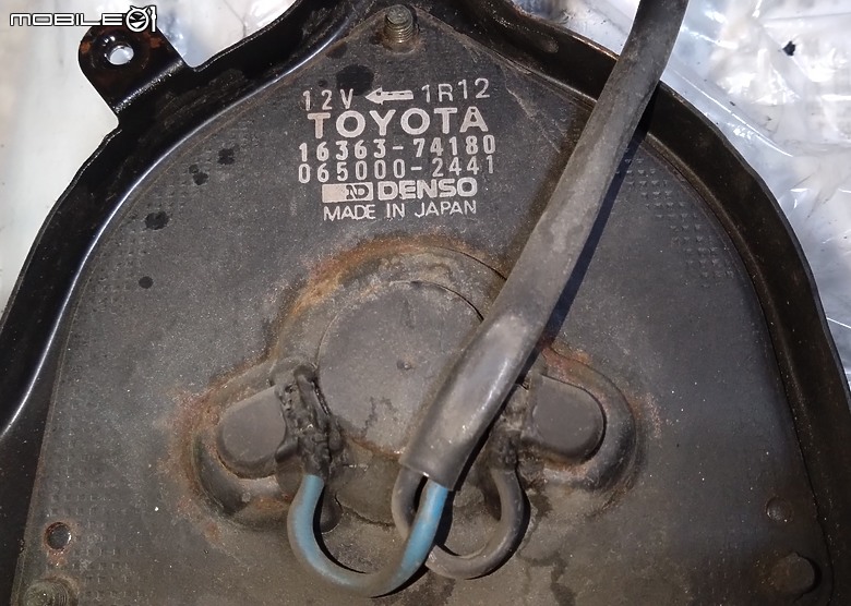 請問一下，toyota tercel 的水箱風扇 和 冷氣風扇 的馬達碳刷尺寸?