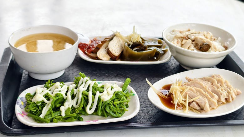 🚴🍚每次來拼車都要來吃🍱🥗🍲