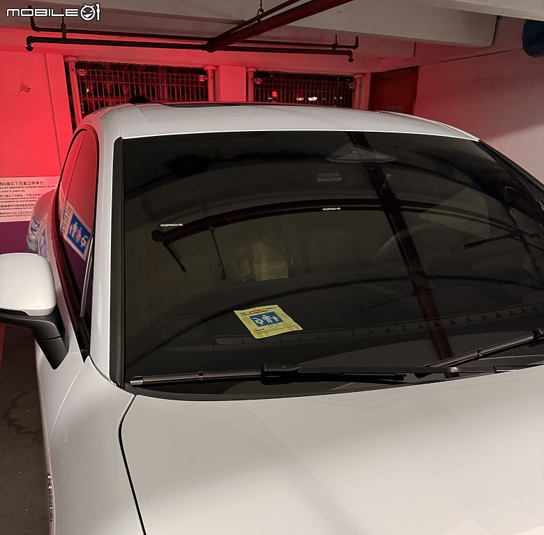 點我看大圖 【開箱】Porsche Macan 4|從訂車到交車流程、選配與隔熱紙分享