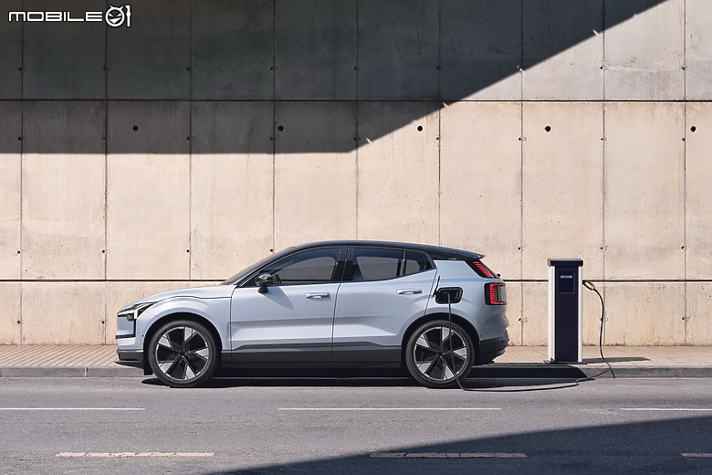 【國內新訊】Volvo EX30 單馬達車型報到, Core / Plus 兩車型 139.9 / 159.99 萬元上市!