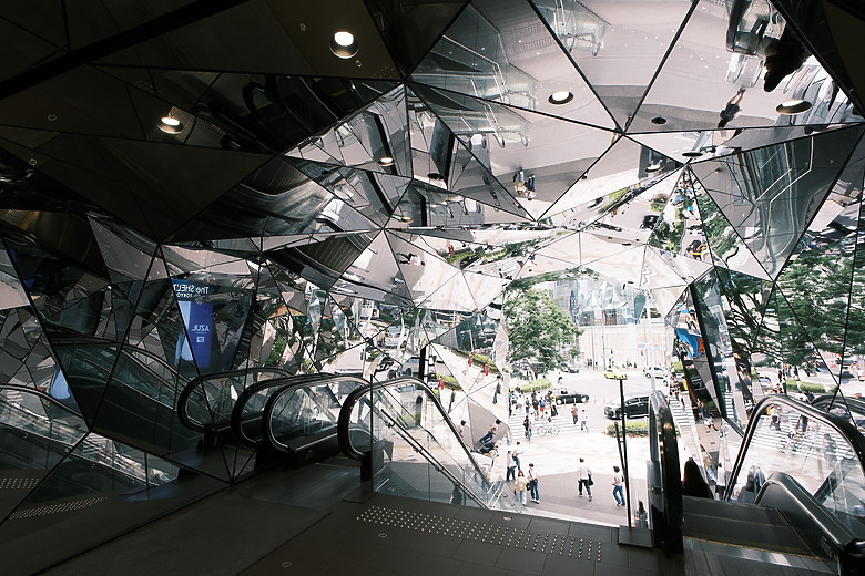 Sigma 12mm f/1.4 DC Contemporary 評測報告｜制霸 APS-C 無反、最廣的 f/1.4 定焦鏡！