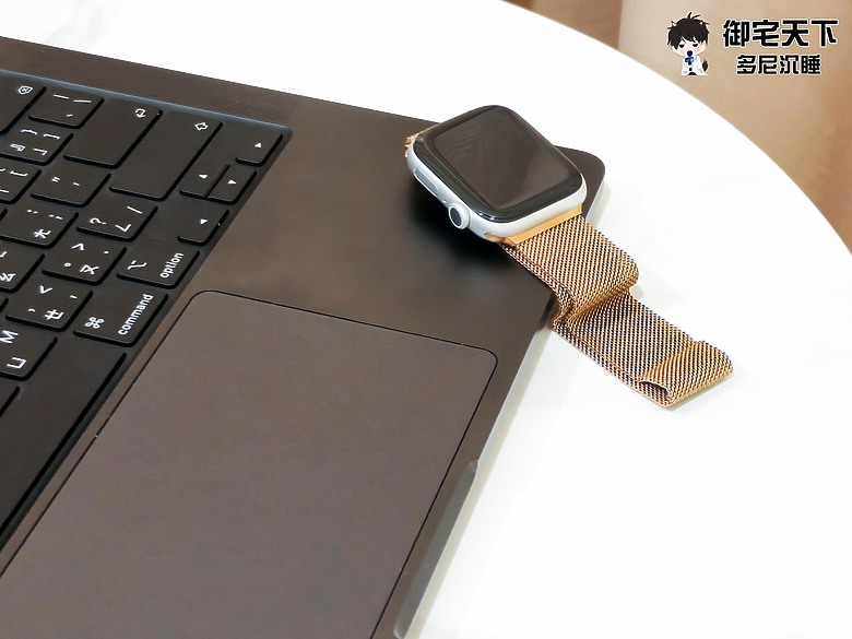 點我看大圖 開箱|TOUGHER Apple Watch 金屬錶帶磁吸款 - 不鏽鋼手錶帶,電鍍工藝之作!