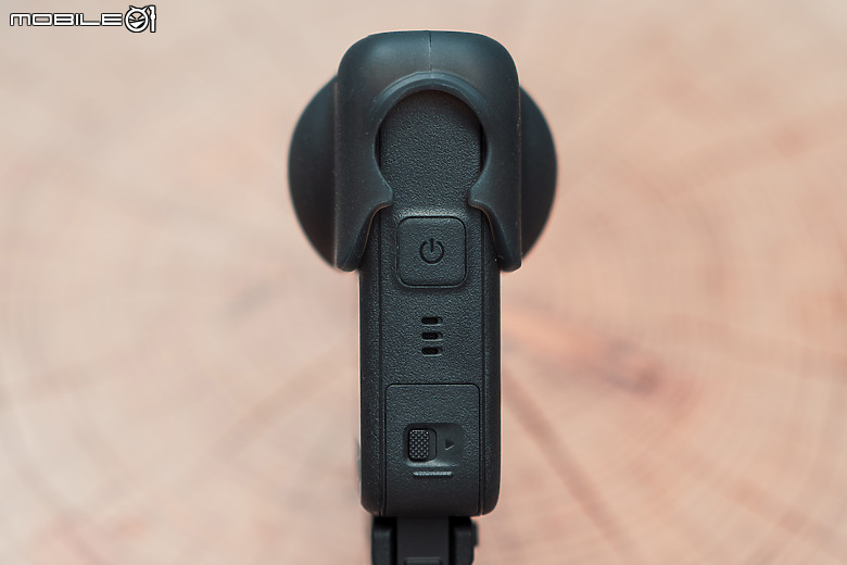 DJI Osmo 360 評測報告｜後勢看漲、鋒芒畢露的全景新勢力！ft. Insta360 X5