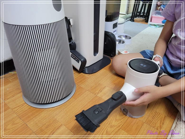 暑假家庭好幫手-LG A9X-Steam 乾濕全能無線吸塵器-All in one一台搞定吸塵、拖地再加自動集塵,真是好神器!!