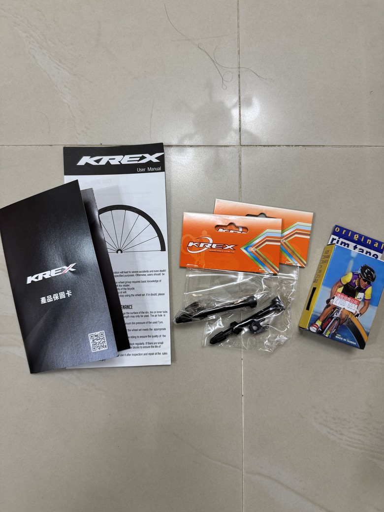 KREX CD2 入門碳纖維輻條輪組開箱